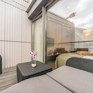 Apartament Flatbook - Center Granaria With Parking, Gdańsk